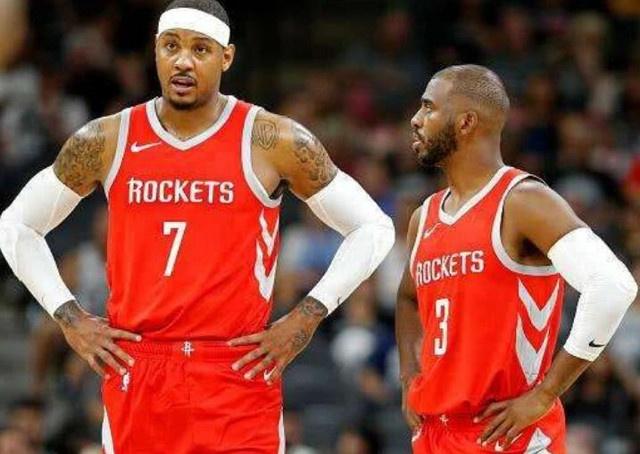 欧足联谈迪亚斯红牌：与对手腿部有强烈不合理接触，危及安全（欧足联回应迪亚斯红牌：对手腿部遭过度不当接触，存在安全风险）