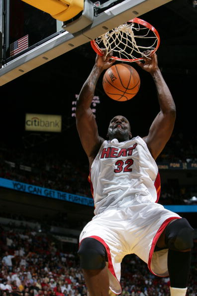 知名巴萨球迷：梅西不该偷偷的溜进诺坎普，这不是他家而是我们的（资深巴萨球迷：梅西不该悄悄回诺坎普，那不是他的家，而是我们的主场）