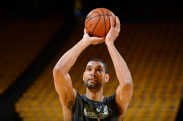 戈洛夫金荣膺拳击名人堂，传奇生涯圆梦成真 两大热门拳手遗憾落选引热议（戈洛夫金跻身拳击名人堂圆梦，两大热门落选掀起热议）