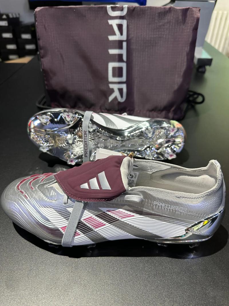 普通人踢球，先解决这个问题（业余球友踢球，先搞定这一关键点）