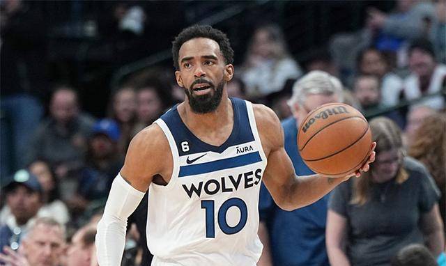 记者：曼联19岁前锋惠特利将租借加盟英甲北安普顿（记者：曼联19岁小将惠特利将以租借身份加盟英甲北安普顿）