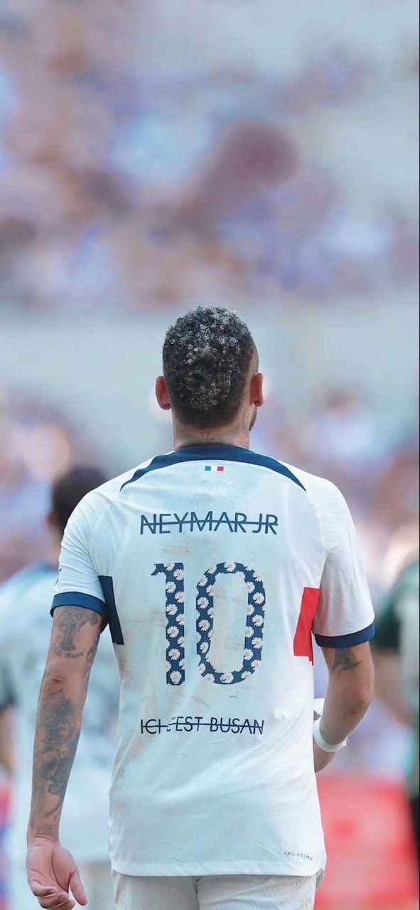 圆满退役！阿尔巴&布斯克茨：实现所有梦想，人生进入新阶段（阿尔巴与布斯克茨圆满谢幕：梦想皆成真，踏上人生新篇章）