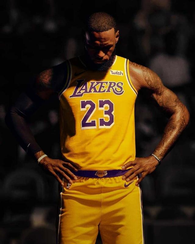 克氏之子的重生之路：从天才少年到隐形人再到巴萨青训新星（克氏之子的逆袭轨迹：从天才少年到默默无闻，再到巴萨青训新星）