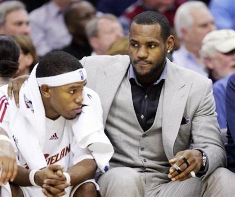 推出多种组合票，E看台全新亮相，2026年F1中国大奖赛12月11日开票（2026年F1中国大奖赛12月11日开售：E看台焕新登场，多款组合票同步上线）