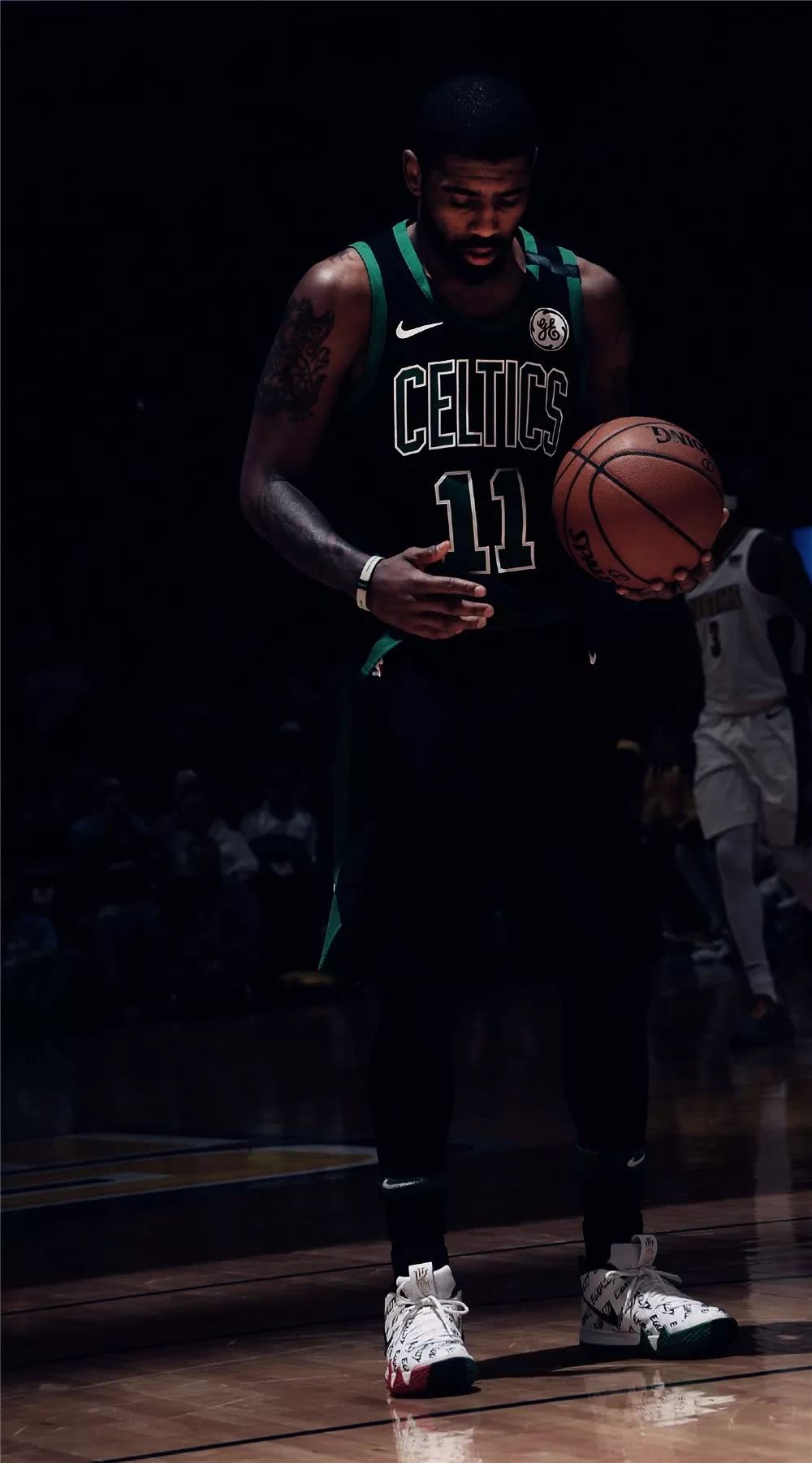 中超：上海海港4-0大胜深圳队（中超：上海海港4-0完胜深圳队）